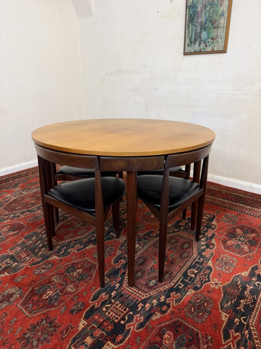 HANS OLSEN FREM ROJLE DANISH MID CENTURY TEAK ROUNDETTE TABLE & CHAIRS CIRCA 1960 - Image 7