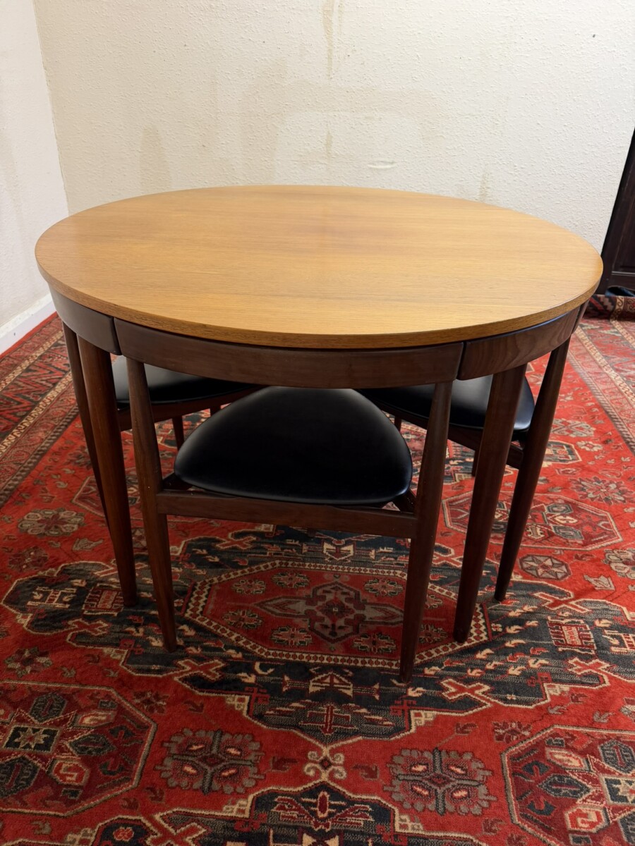 HANS OLSEN FREM ROJLE DANISH MID CENTURY TEAK ROUNDETTE TABLE & CHAIRS CIRCA 1960 - Image 9