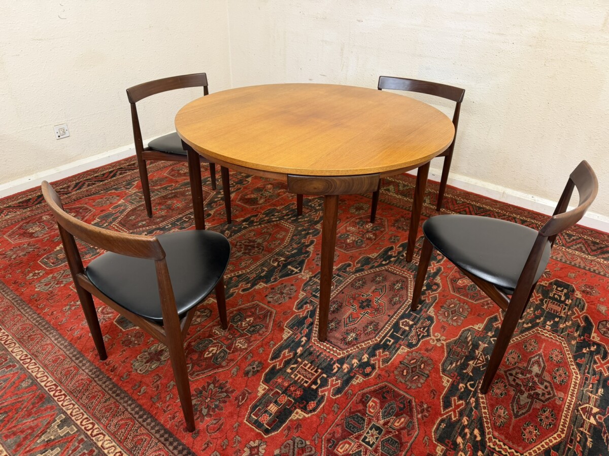 HANS OLSEN FREM ROJLE DANISH MID CENTURY TEAK ROUNDETTE TABLE & CHAIRS CIRCA 1960 - Image 11