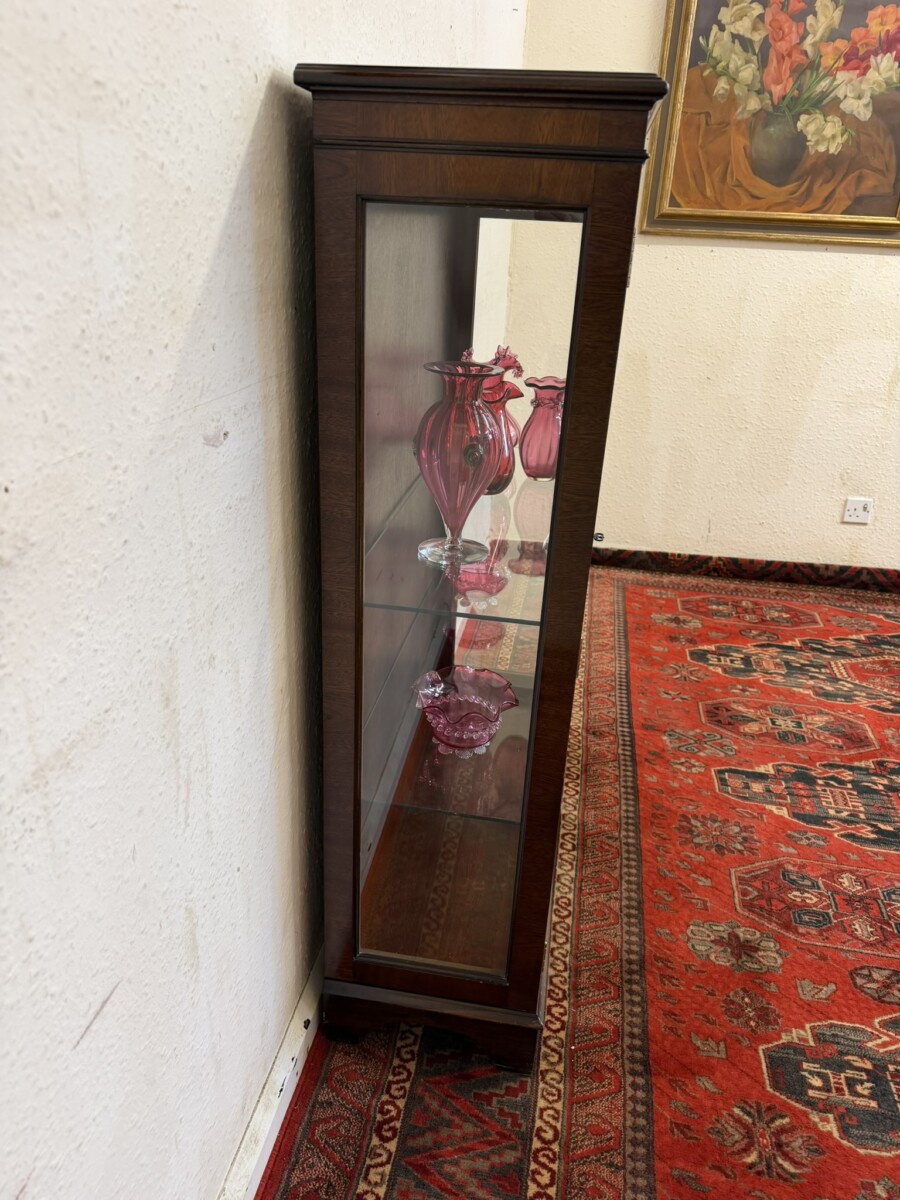 QUALITY FLAME MAHOGANY GLAZED DISPLAY CABINET - Image 4