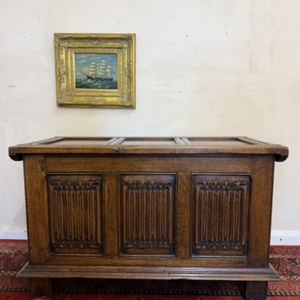 QUALITY CARVED OAK PANELLED COFFER/BLANKET BOX CIRCA 1930