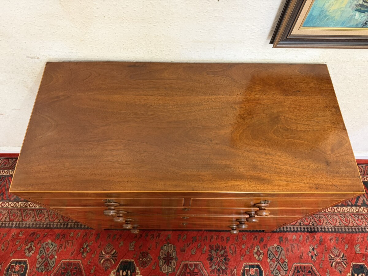 SPLENDID ANTIQUE MAHOGANY INLAID CHEST OF DRAWERS CIRCA 1800 - Image 6