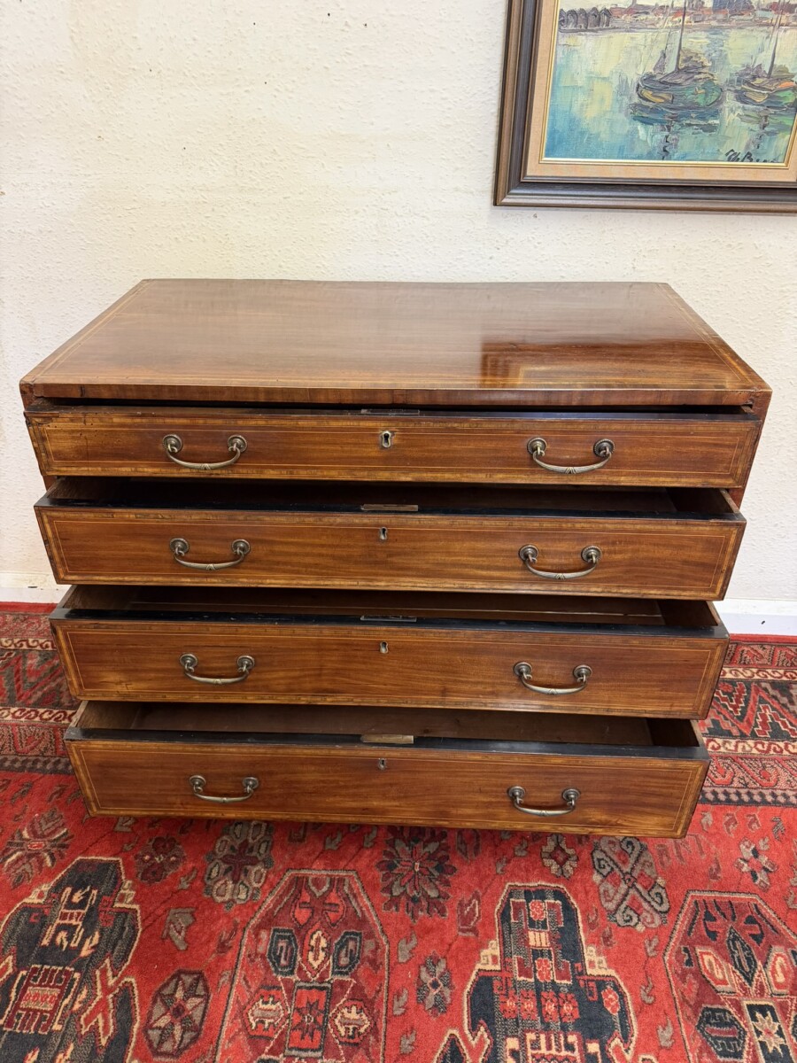 ANTIQUE INLAID MAHOGANY CHEST OF FOUR DRAWERS CIRCA 1800 - Image 8