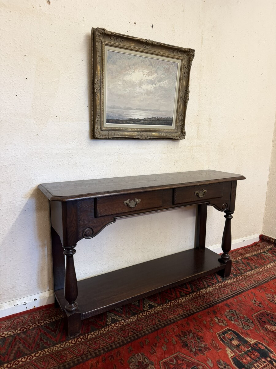 QUALITY OAK TWO DRAWER CONSOLE/DRESSER - Image 3