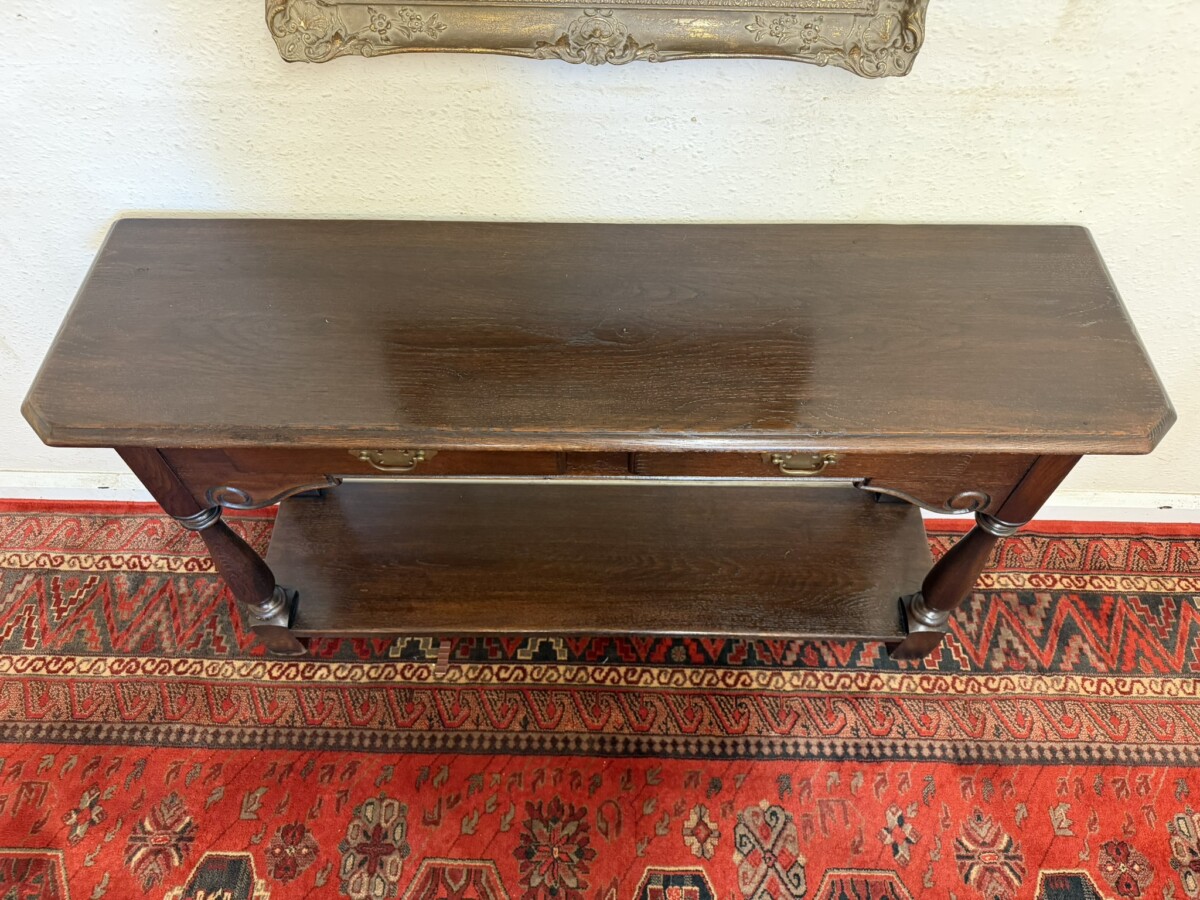 QUALITY OAK TWO DRAWER CONSOLE/DRESSER - Image 4