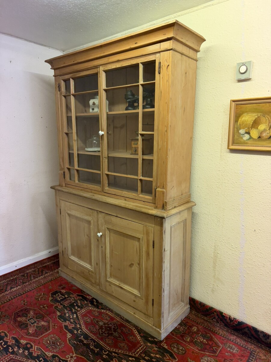 ANTIQUE PINE CUPBOARD/CABINET CIRCA 1890 - Image 3