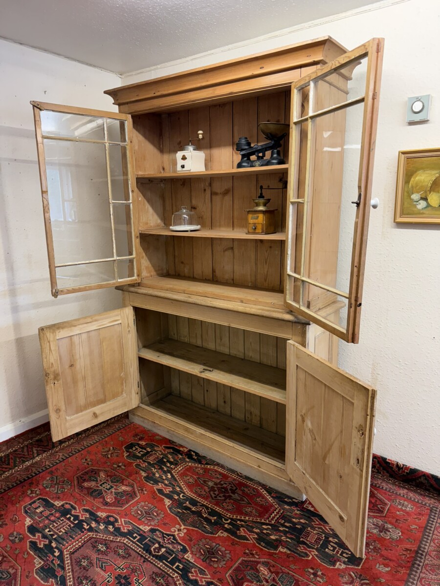 ANTIQUE PINE CUPBOARD/CABINET CIRCA 1890 - Image 10