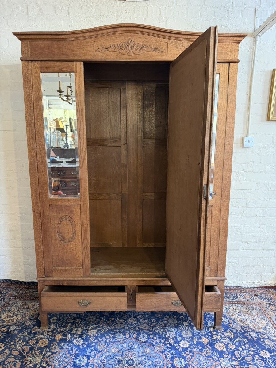 ANTIQUE FRENCH CARVED OAK MIRRORED DOOR ARMOIRE/WARDROBE CIRCA 1910 - Image 9