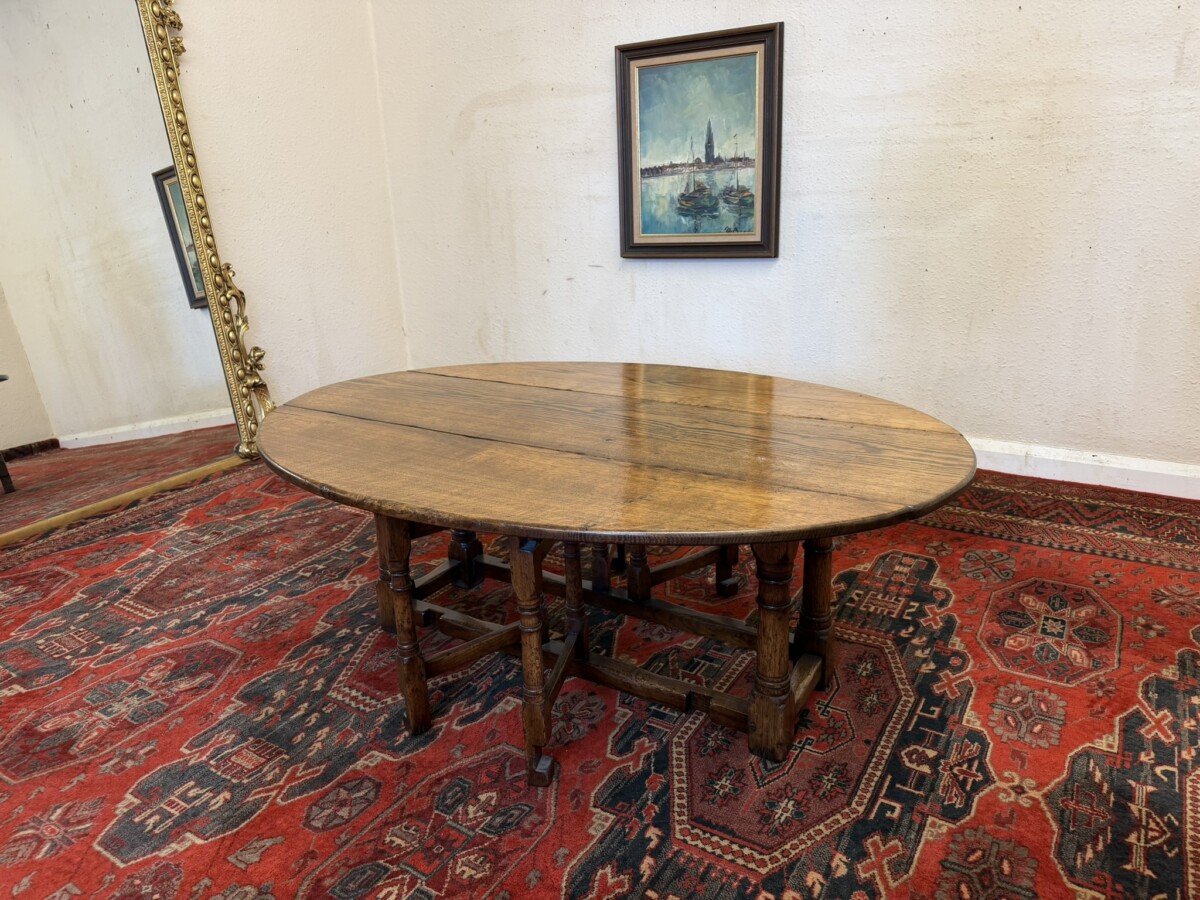 QUALITY OAK COFFEE TABLE WITH DROP DOWN LEAVES - Image 8