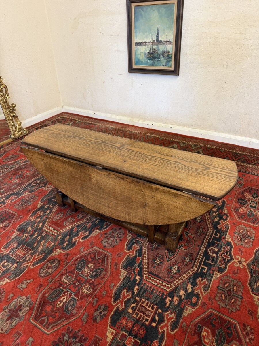 QUALITY OAK COFFEE TABLE WITH DROP DOWN LEAVES - Image 10