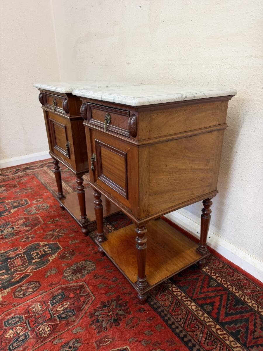 PAIR OF ANTIQUE MAHOGANY MARBLE TOP BEDSIDE CABINETS CIRCA 1880 - Image 5