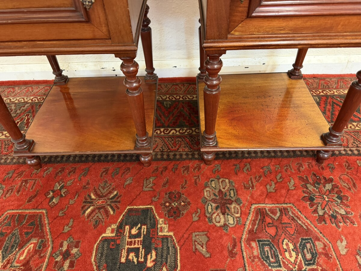 PAIR OF ANTIQUE MAHOGANY MARBLE TOP BEDSIDE CABINETS CIRCA 1880 - Image 8