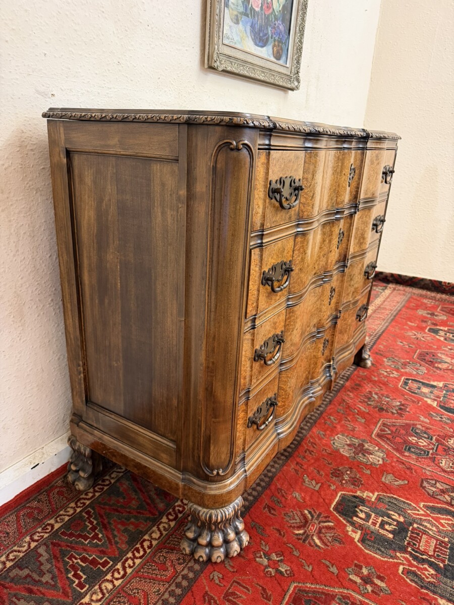 ANTIQUE FRENCH BURR WALNUT SERPENTINECHEST/COMMODE CIRCA 1910 - Image 2