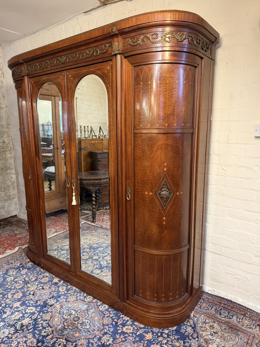 ANTIQUE FRENCH MAHOAGNY AND GILT CURVED ARMOIRE/WARDROBE CIRCA 1880 - Image 3