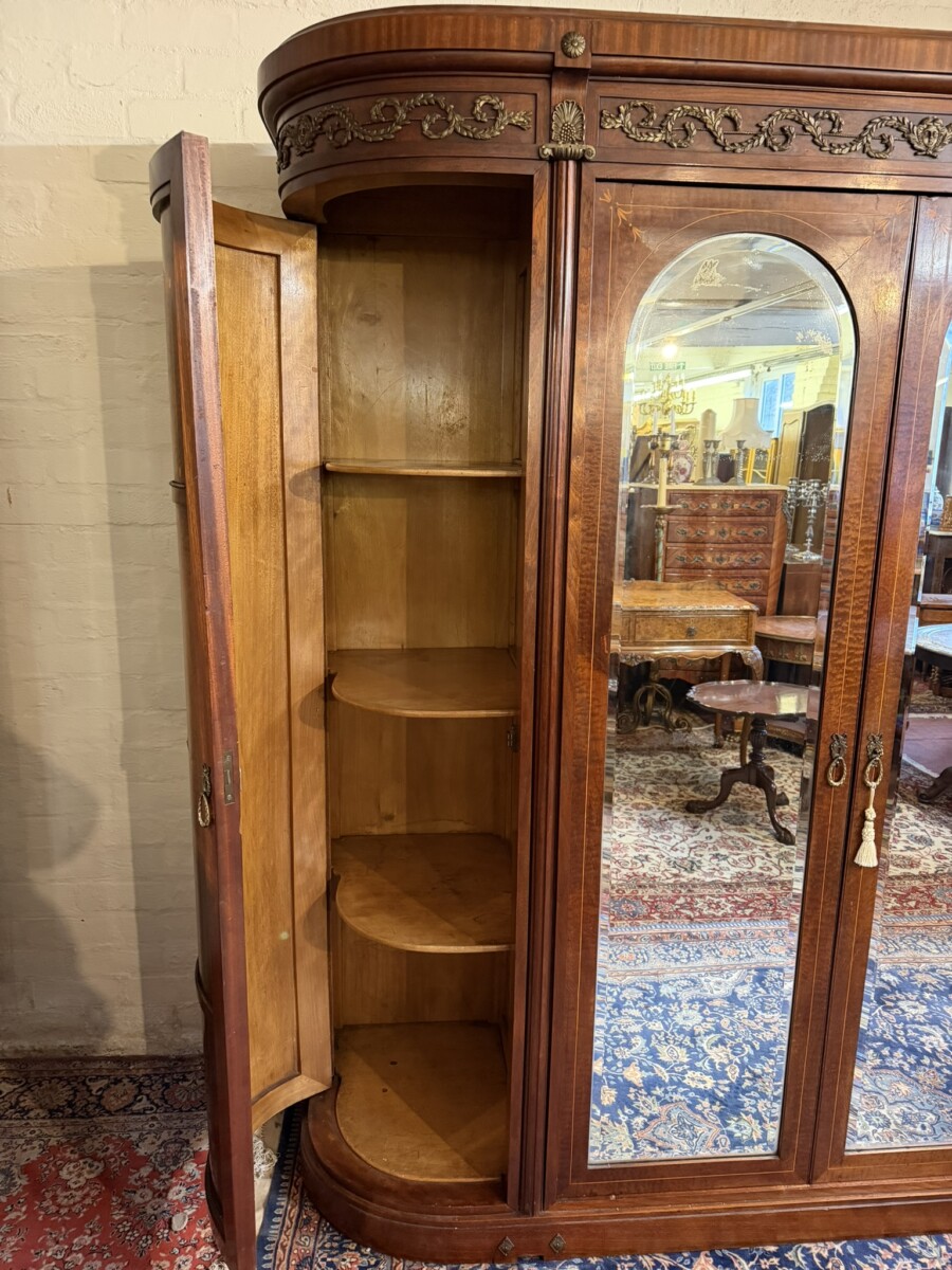 ANTIQUE FRENCH MAHOAGNY AND GILT CURVED ARMOIRE/WARDROBE CIRCA 1880 - Image 8