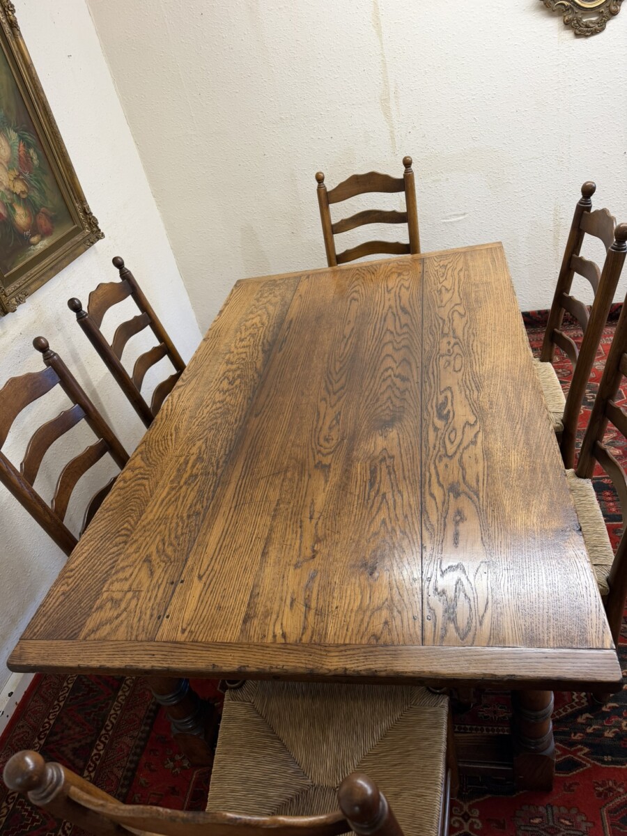 QUALITY GRAINED OAK REFECTORY TABLE AND SIX LADDERBACK CHAIRS - Image 6
