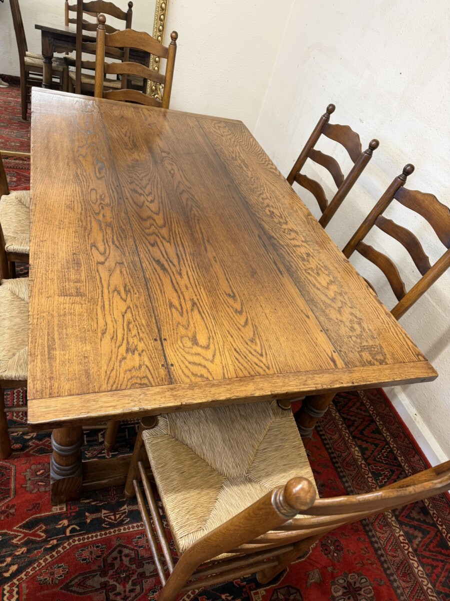 QUALITY GRAINED OAK REFECTORY TABLE AND SIX LADDERBACK CHAIRS - Image 7