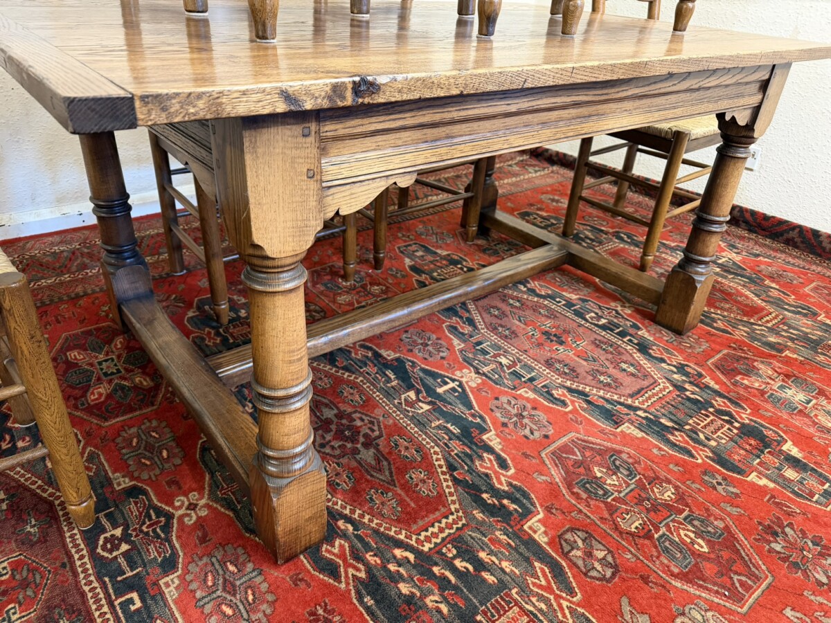 QUALITY GRAINED OAK REFECTORY TABLE AND SIX LADDERBACK CHAIRS - Image 11