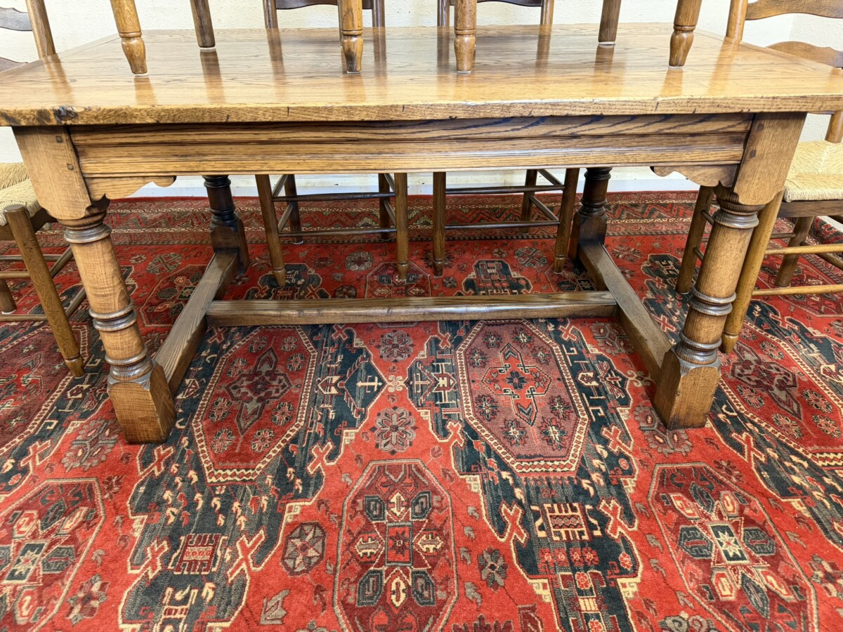 QUALITY GRAINED OAK REFECTORY TABLE AND SIX LADDERBACK CHAIRS - Image 12