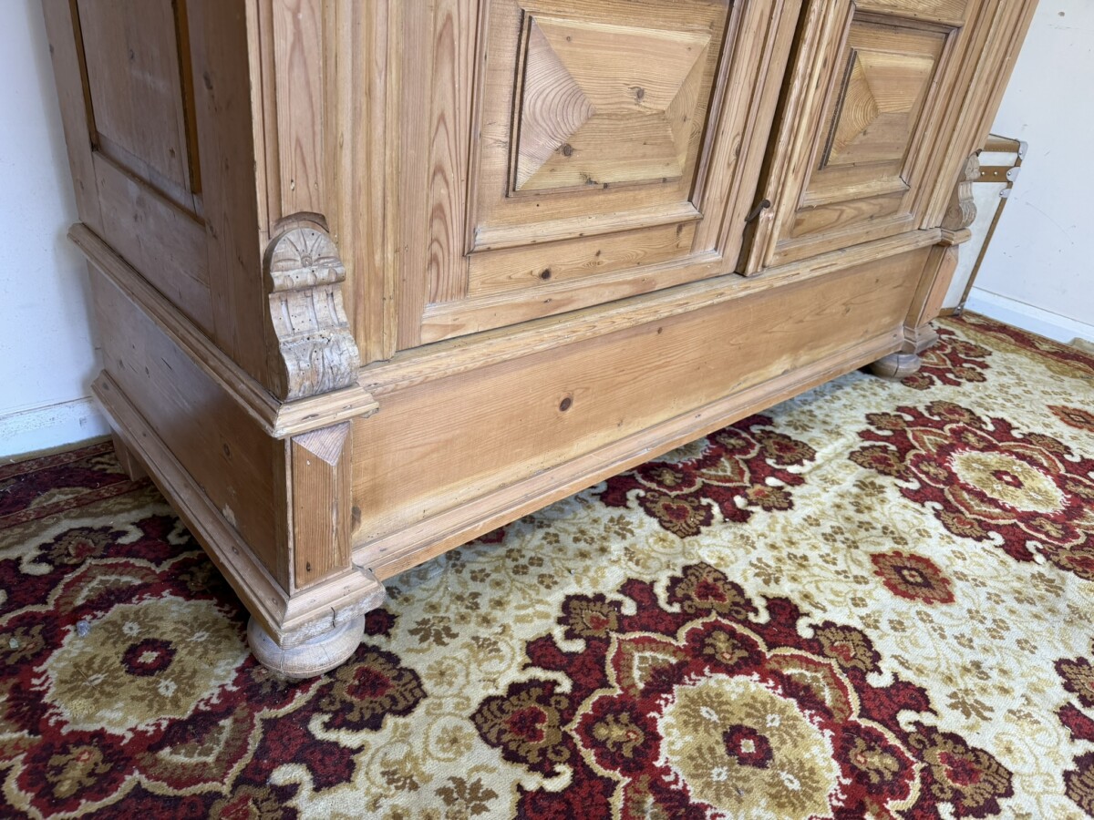 ANTIQUE PINE TWO DOOR ARMOIRE/WARDROBE 1900 - Image 6