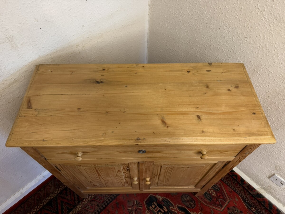 ANTIQUE PINE CUPBOARD/CABINET CIRCA 1930 - Image 4
