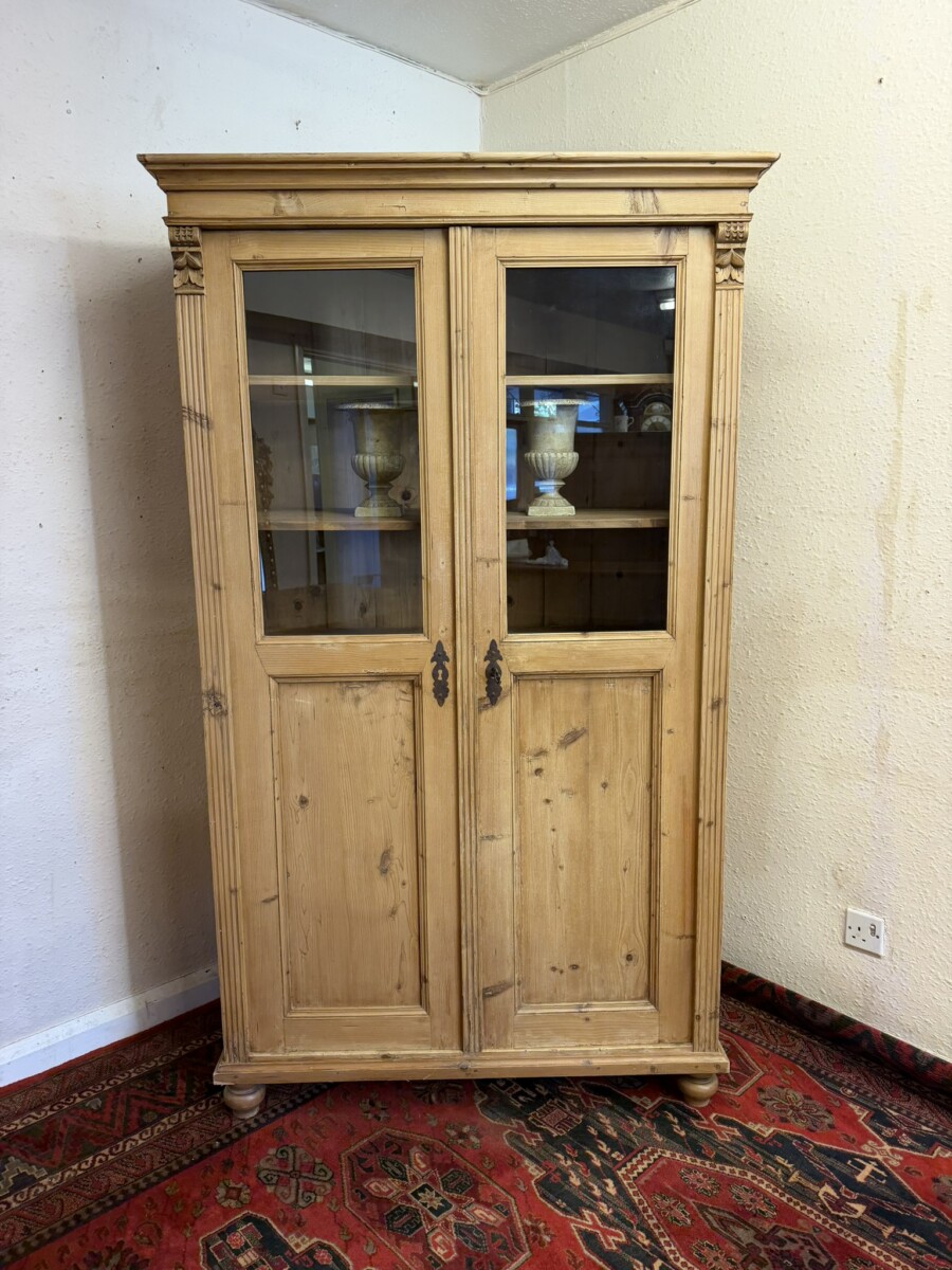 FRENCH ANTIQUE PINE GLAZED CUPBOARD/CABINET CIRCA 1900