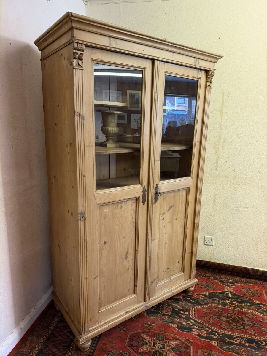 FRENCH ANTIQUE PINE GLAZED CUPBOARD/CABINET CIRCA 1900 - Image 3