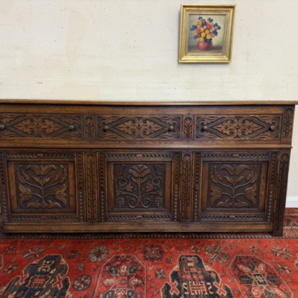 QUALITY ENGLISH CARVED OAK DRESSER/SIDEBOARD